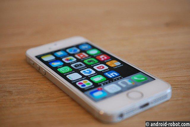 В РФ появился недостаток iPhone В РФ появился недостаток iPhone