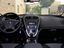 Внешность китайского джипа GAC Trumpchi GS8 рассекречена накануне премьеры