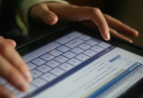 Конституционный совет Франции отменил запрет на соцсети для детей до 15 лет
