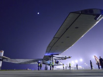 Solar Impulse 2 завершил кругосветное путешествие