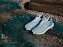 В новых кроссовках Adidas пластик из океанов стал основным материалом