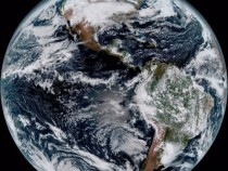 Уникальный метеоспутник NASA снял семейное фото Земли и Луны