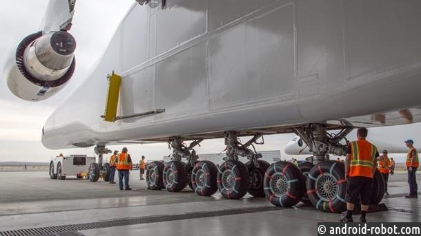 Самолет Stratolaunch