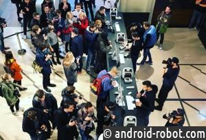 Ажиотажного спроса на iPhone 8 не появилось Ажиотажного спроса на iPhone 8 не появилось