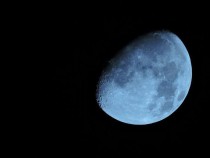 Космический корабль США вернулся на Луну