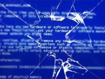 Юзеры пожаловались на «синий дисплей смерти» на новых MacBook Pro