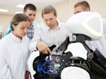 В России открыли первую в стране лабораторию для изучения робототехники «на удалёнке»