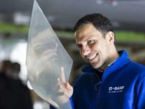 Разработана пленка AeroSHARK снижающая лобовое сопротивление самолетов