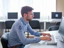 Исследование: 6 из 10 компаний в сфере IT принимают на работу сотрудников конкурирующих компаний