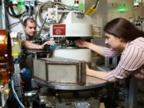 Физики решают загадку жизни нейтрона