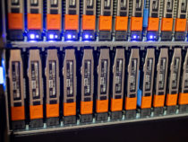 Dell бьёт рекорды: AI-серверы принесли $164 млрд за квартал, а дефицит DRAM становится главным врагом