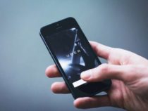 Французские таксисты подали иск о недобросовестной конкуренции против Uber