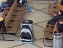 Роботы-уборщики выходят на работу на вокзалах Москвы и Санкт-Петербурга