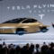 Tesla показала летающий электрокар Roadster