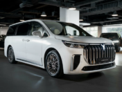 Ценовые качели на авторынке РФ: Voyah, Peugeot и Citroen подорожали, «Амберавто» и Eonyx подешевели